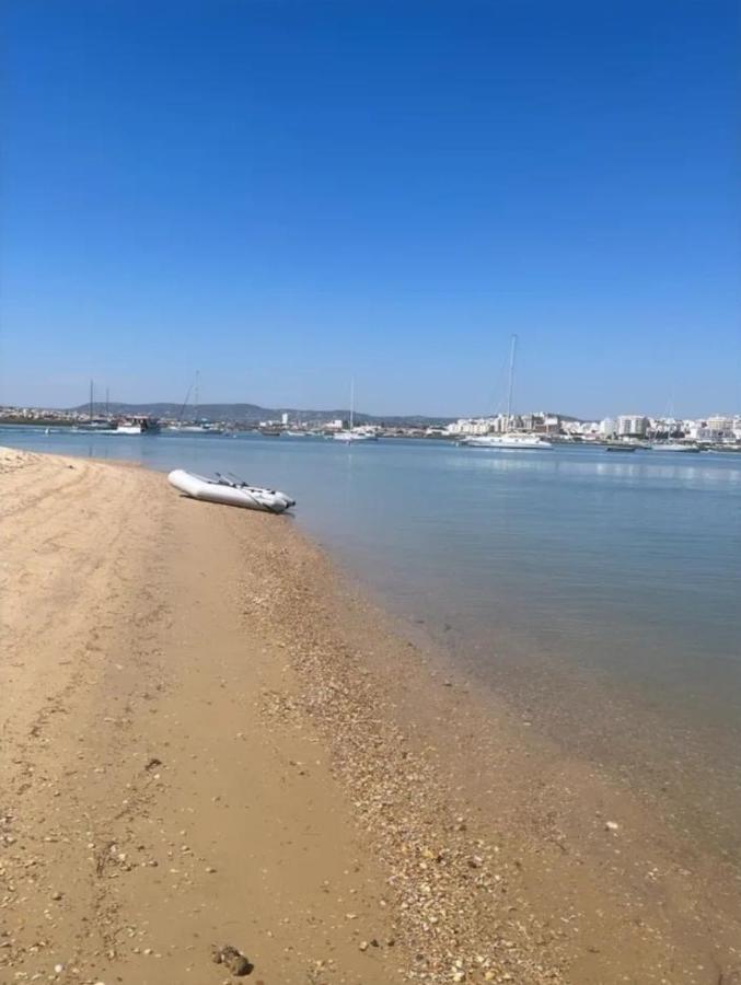 Barco Casa Catamara Sleepandboat 호텔 파로 외부 사진